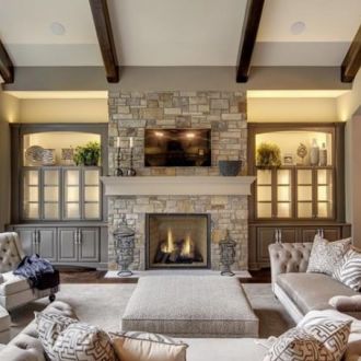neutral-tradtional-living-room